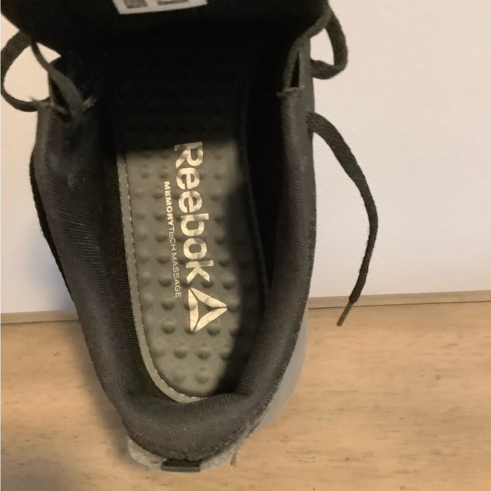 Unisex Reebox size 11 - Picture 8 of 11